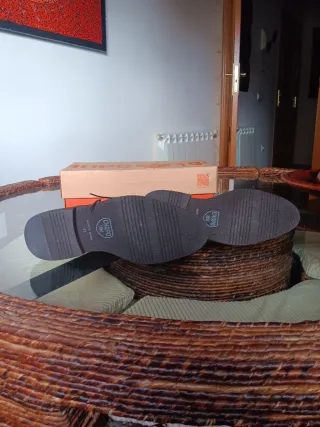 Zapatos de ante CHOPO 1991 a estrenar. N. 43