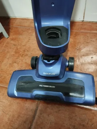 Escoba Taurus Crossback 29.6 Lithium