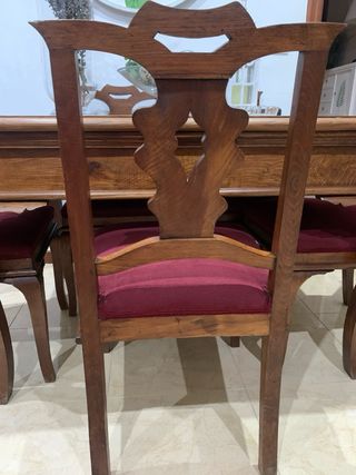 Seis sillas de castaño restauradas
