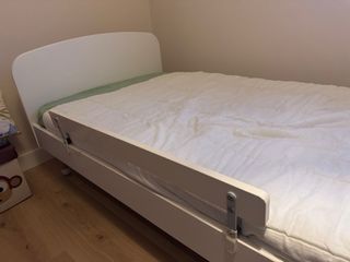 Cama Montessori Flexa (para colchón 90x190).