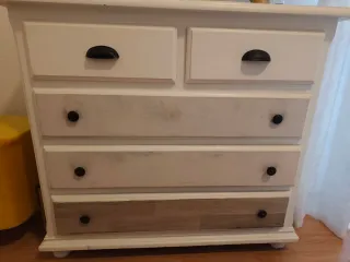 Cómoda y 2 Mesitas de Noche Madera