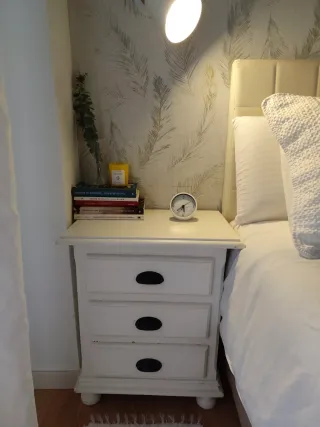 Cómoda y 2 Mesitas de Noche Madera