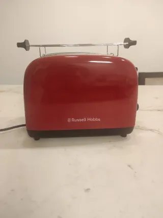 Tostadora Russell Hobbs Roja