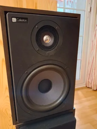 Altavoces Celestion Ditton 120