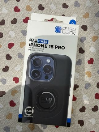 Funda Quad Lock iPhone 15 Pro MAG