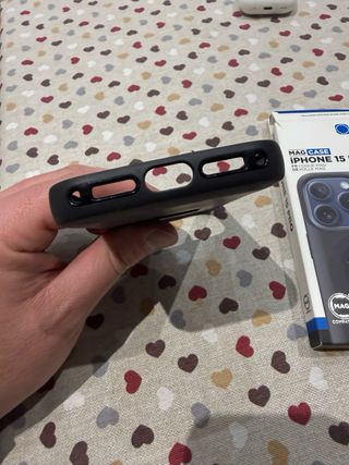 Funda Quad Lock iPhone 15 Pro MAG