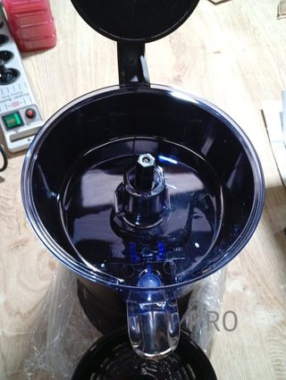 Taurus Amazing SQ601X - Exprimidor eléctrico de palanca.