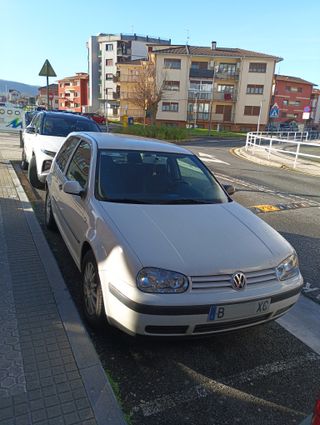 Volkswagen Golf 2000