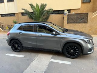 Mercedes-Benz GLA 2020