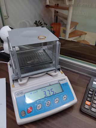 Anillo Oro 18K con circonitas