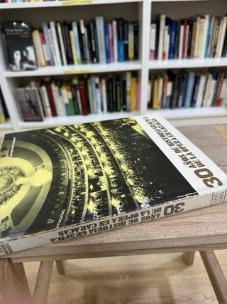 30 años de historia gráfica de la opera en caracas