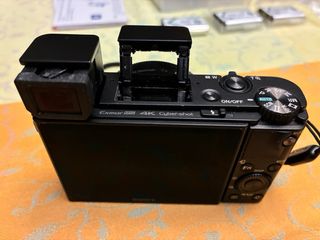 Cámara Sony RX100 IV + Accesorios