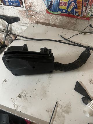 Caja filtro aire scooter Peugeot