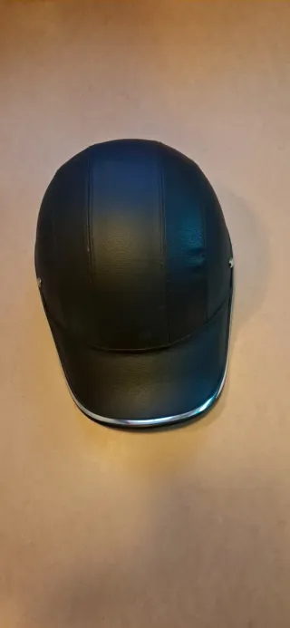 Casco moto/bici cuero negro