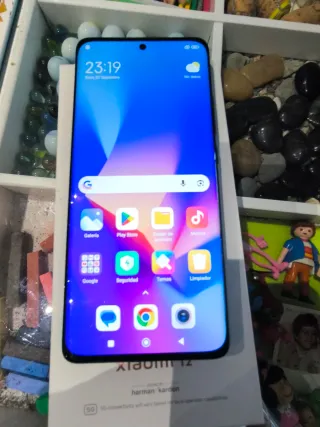 Xiaomi 12 5G (256GB) - Batería TOP + 2 Fundas