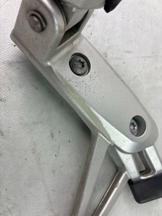 Estribo trasero derecho BMW R 1200 R