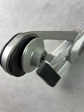 Estribo trasero derecho BMW R 1200 R