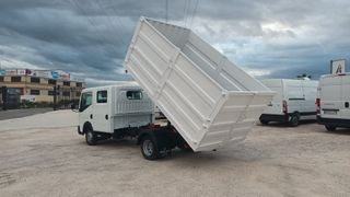 NISSAN CABSTAR 2015 140CV DOBLE CABINA BASCULANTE