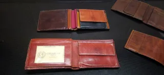 Portafogli  e porta assegni in pelle uomo