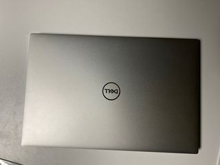 Portátil Dell XPS 9520