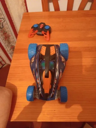 Coche teledirigido Nikko Azul