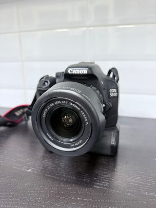 Cámara Canon EOS 550D + Objetivo 75-300mm