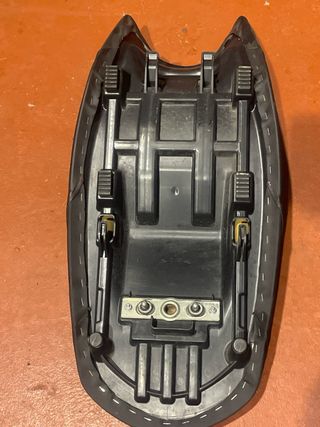 Suzuki V-Strom 650 Asiento 2012