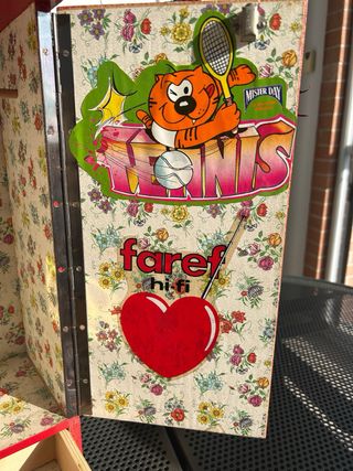 Mobiletto bambole anni '70 rosso