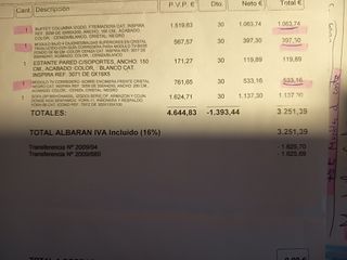 Armario moderno madera y cristal