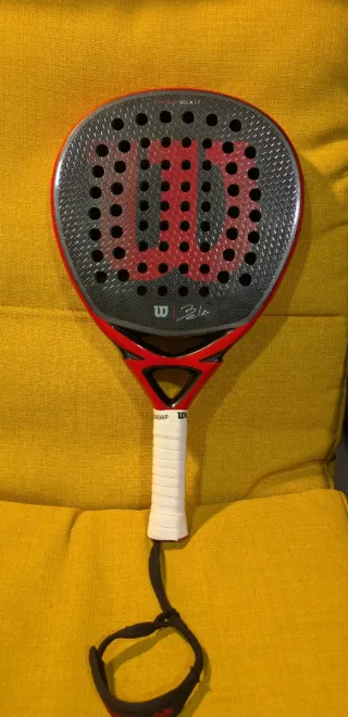 Pala de pádel Wilson Bela LT
