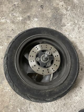 Rueda Scooter Peugeot Delantera con Disco