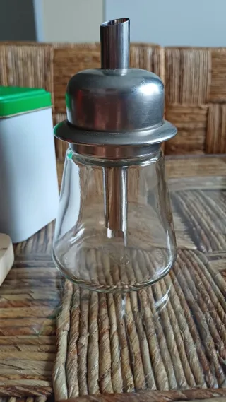 Lote Cocina: Cafetera, Cuchillos, tabla madera etc