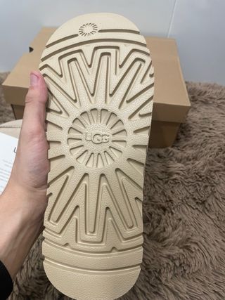 Ugg Tazz Beige