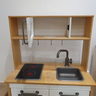 Cocinita de madera Ikea
