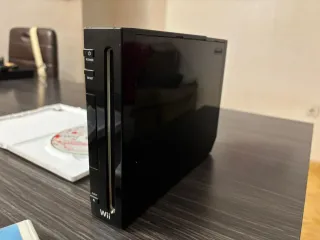 Consola Nintendo Wii Negra + 4 Juegos