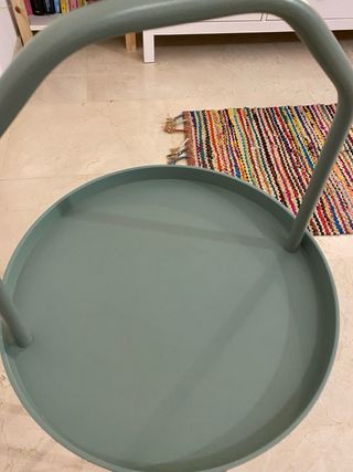 Mesita IKEA BERVIK verde metal