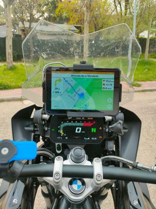 Soporte Oukitel RT3 + Extracción rápida con llave