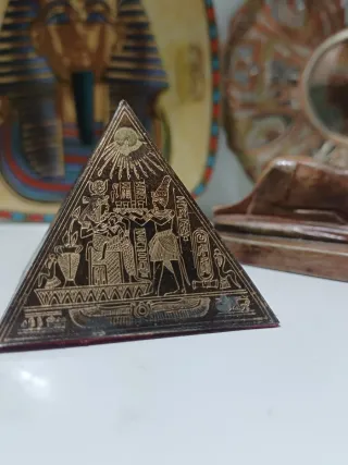 Souvenirs Egipto: Pirámide, Esfinge y Plato