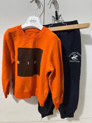 Completo sportivo bimbo taglia 5 anni