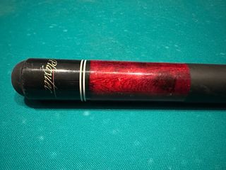 Palos de billar y soporte