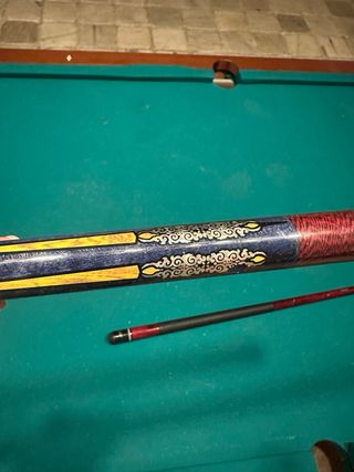 Palos de billar y soporte