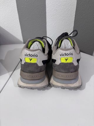 Victoria Rush Camo Sneakers Grises Talla 41.
