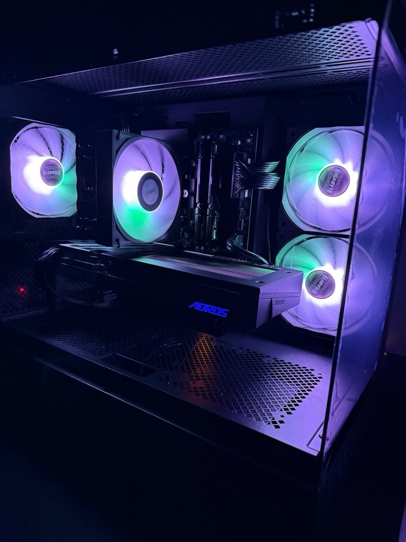 PC Gaming i5 14400F DDR5 RTX 5060 Aorus afbeelding 3
