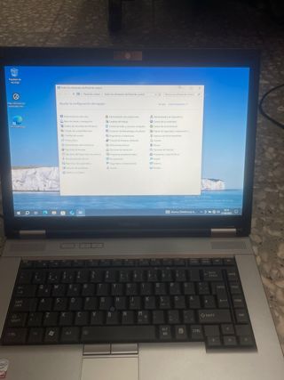 Toshiba Tecra Portátil Plata y Negro