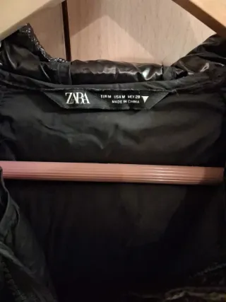 Chaqueta acolchada Zara negra