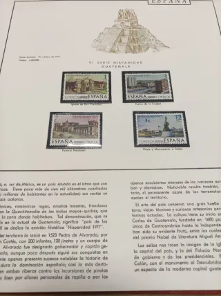 24 Sellos 1977 en Hojas y Filoestuches Originales