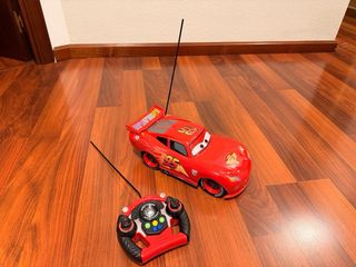 Coche teledirigido Rayo McQueen