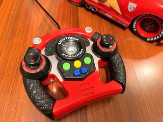 Coche teledirigido Rayo McQueen