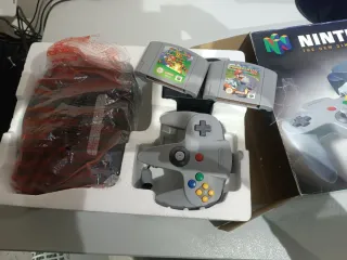 Nintendo 64 PAL. Mario Kart + Super Mario. RETRO.