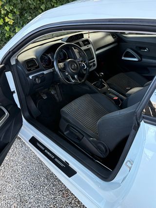 Volkswagen Scirocco 2015